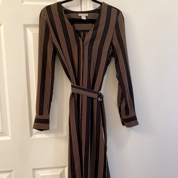Professional Striped Dress - Picture 2 of 5